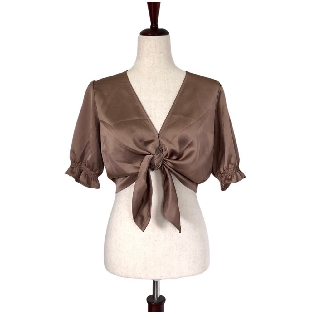 Abercrombie Women’s Tie Front Short Sleeve Wrap Crop Top, Brown Size XL